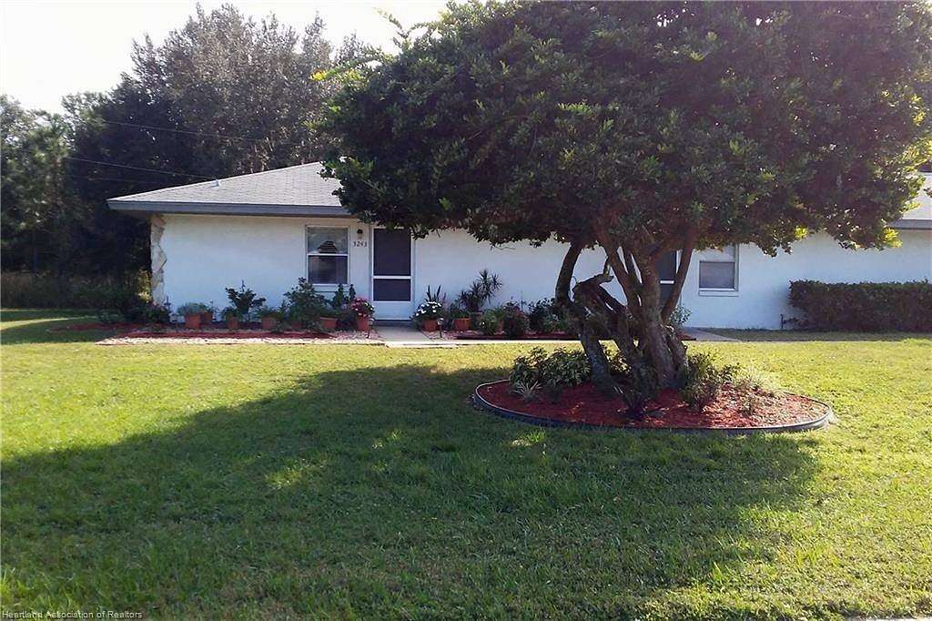 2.75 Acres of Land with Home for Lease in Sebring, Florida