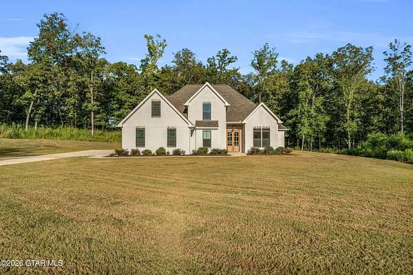 2 Acres of Land with Home for Sale in Starkville, Mississippi