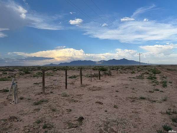 160 Acres of Land for Sale in Deming, New Mexico