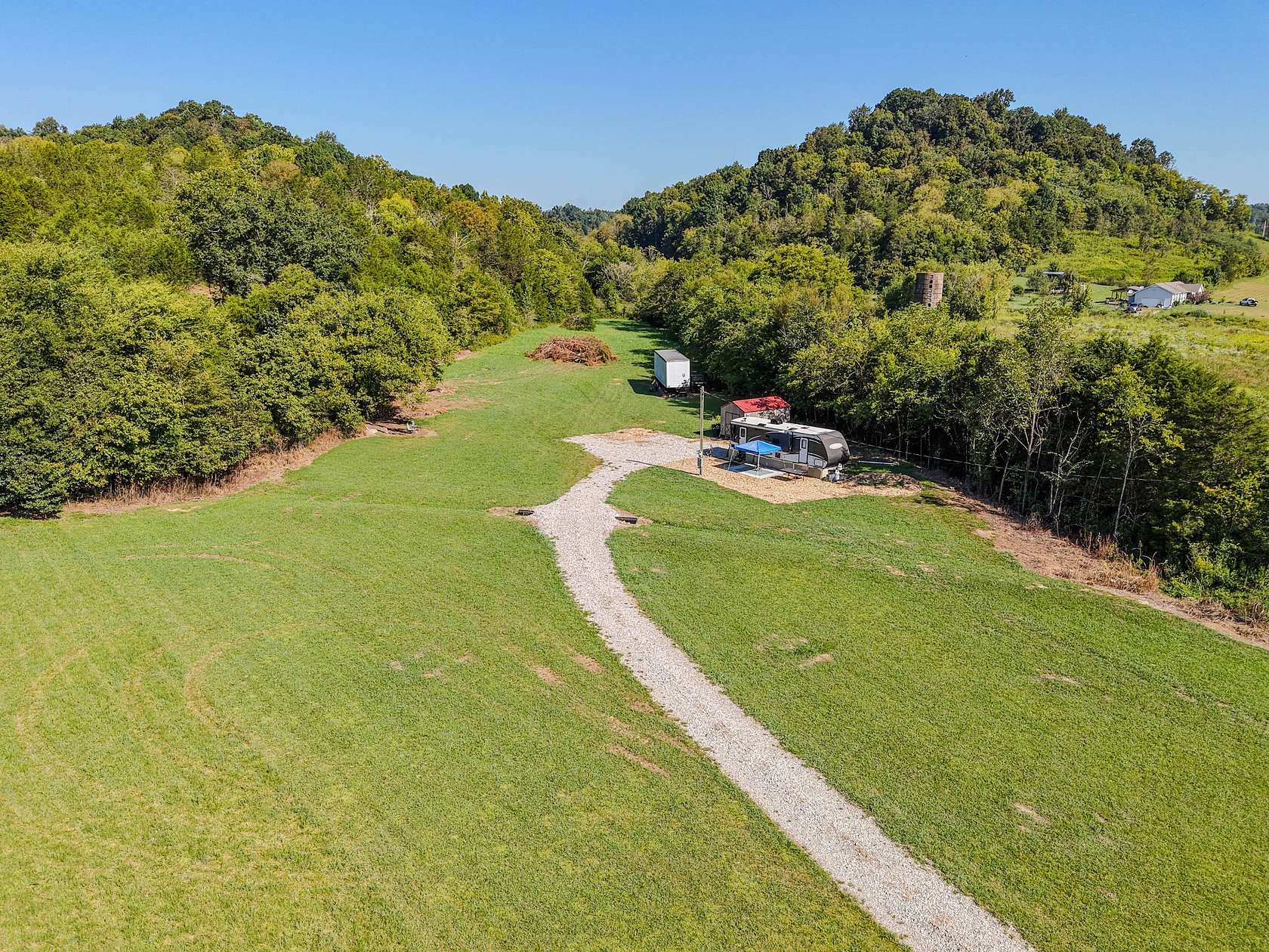 10.5 Acres of Recreational & Residential Land for Sale in Pulaski, Tennessee