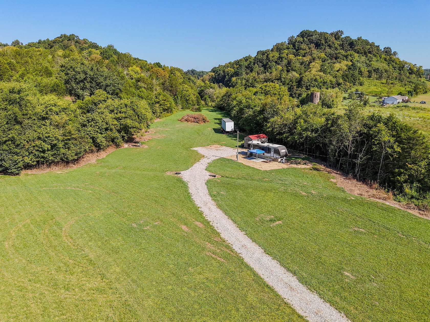 10.5 Acres of Land for Sale in Pulaski, Tennessee
