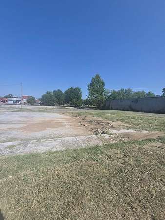 0.6 Acres of Commercial Land for Sale in Englewood, Tennessee
