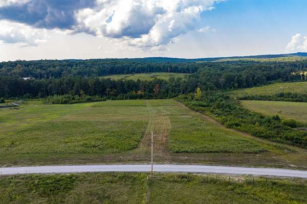 5.62 Acres of Residential Land for Sale in Graysville, Tennessee