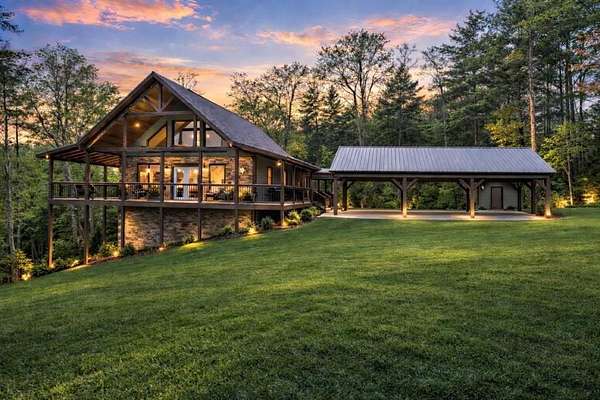2.58 Acres of Land with Home for Sale in Blue Ridge, Georgia