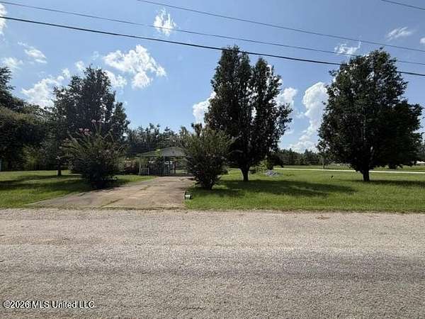 0.84 Acres of Residential Land for Sale in Sardis, Mississippi