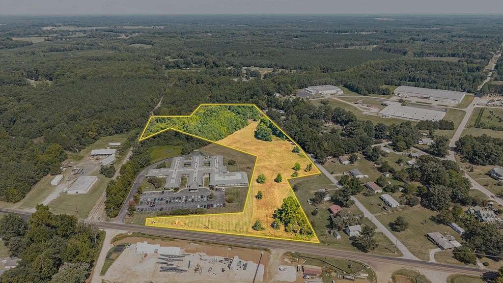 9 Acres of Commercial Land for Sale in Chase City, Virginia