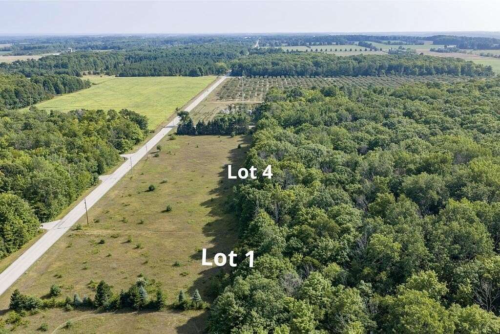 5 Acres of Residential Land for Sale in Egg Harbor, Wisconsin