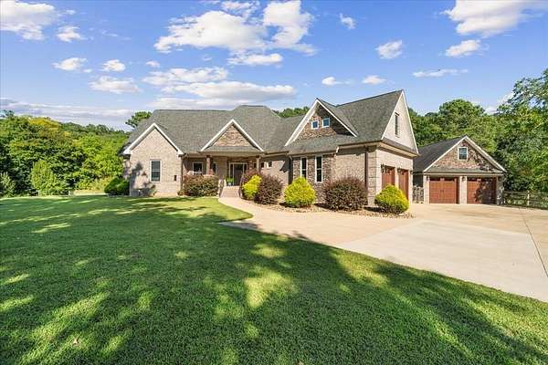 9.5 Acres of Land with Home for Sale in Ringgold, Georgia