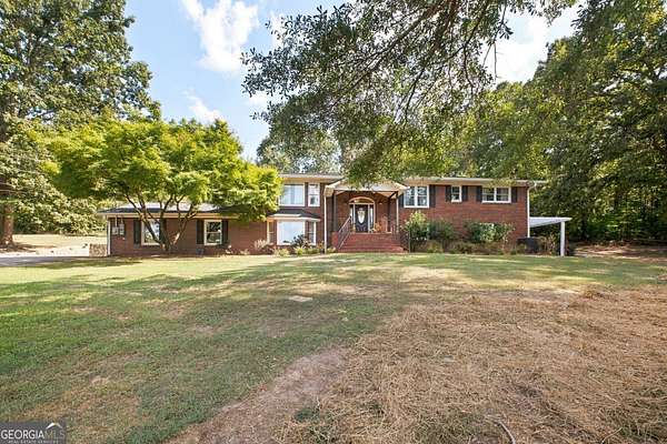 4.84 Acres of Land with Home for Sale in Rockmart, Georgia