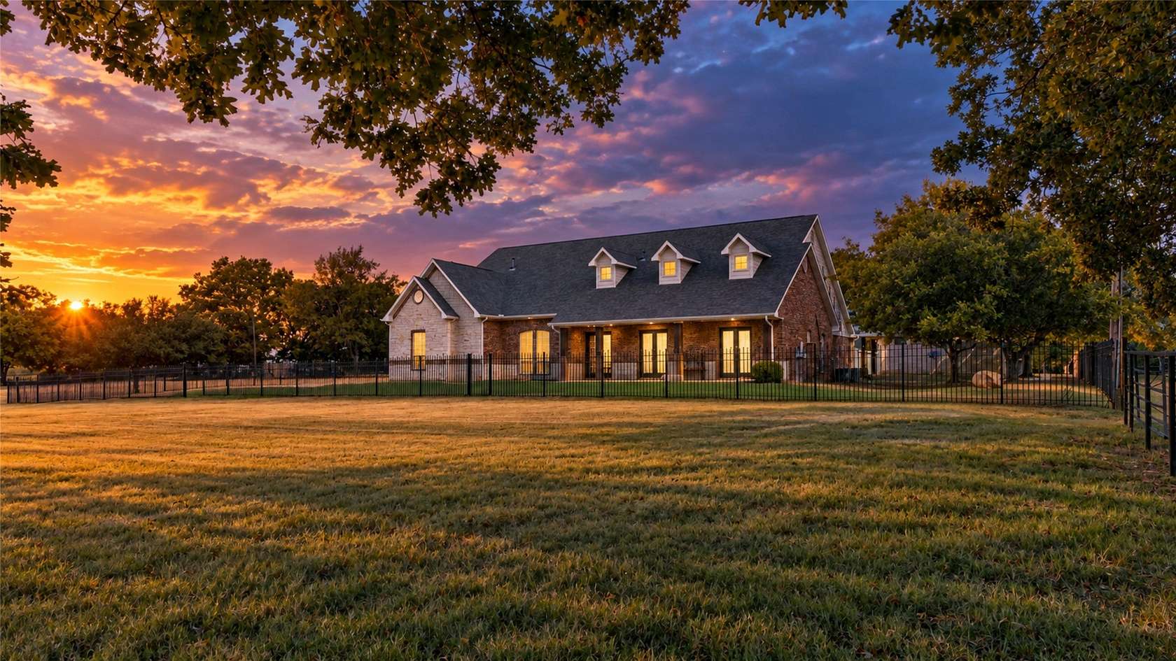 18.3 Acres of Land with Home for Sale in Denison, Texas