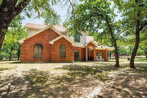 2.5 Acres of Land with Home for Sale in Decatur, Texas