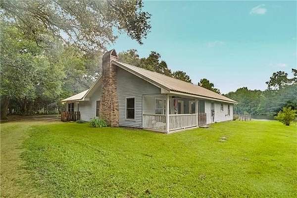 14.4 Acres of Land with Home for Sale in Covington, Louisiana