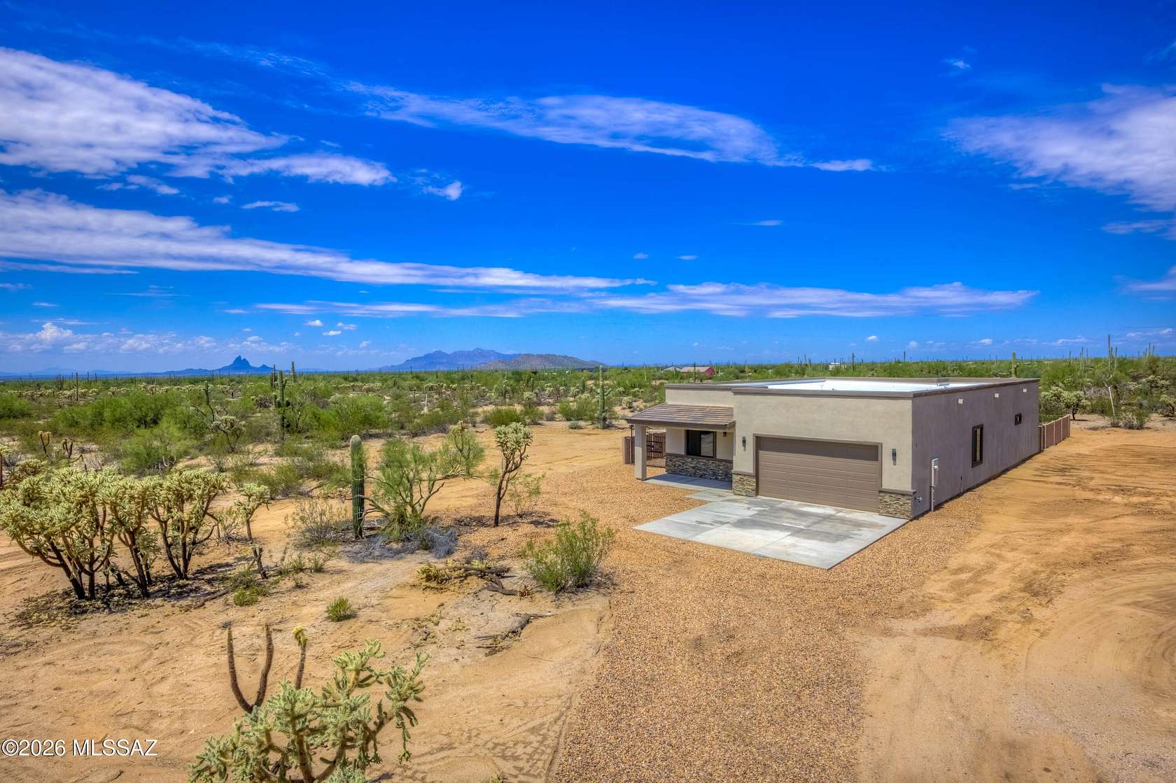 1.8 Acres of Land with Home for Sale in Marana, Arizona