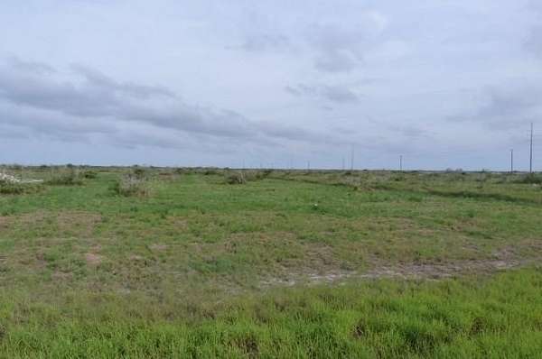 1.62 Acres of Residential Land for Sale in Rockport, Texas