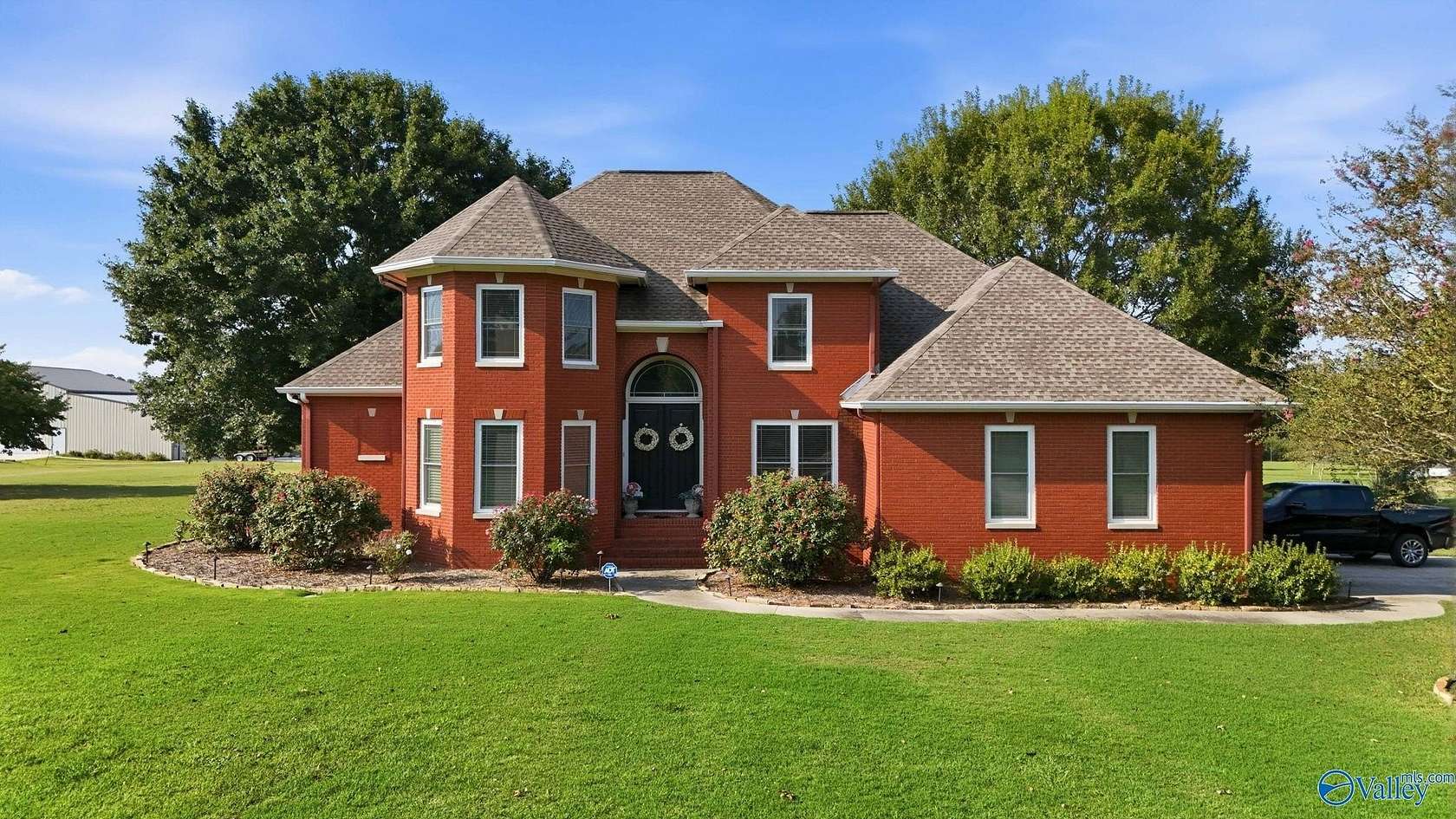 2 Acres of Land with Home for Sale in Boaz, Alabama