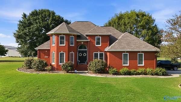 2 Acres of Land with Home for Sale in Boaz, Alabama