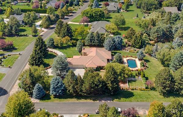 1.84 Acres of Land with Home for Sale in Eagle, Idaho