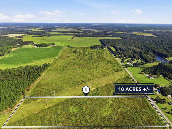 10 Acres of Residential Land for Sale in DeFuniak Springs, Florida
