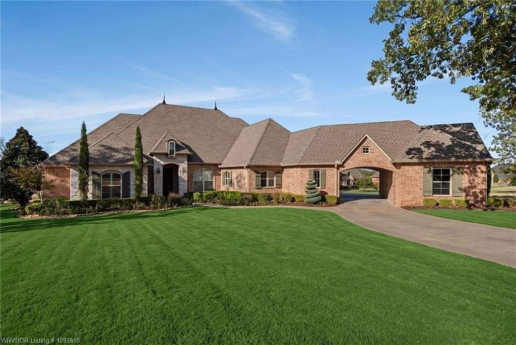 2 Acres of Land with Home for Sale in Fort Smith, Arkansas