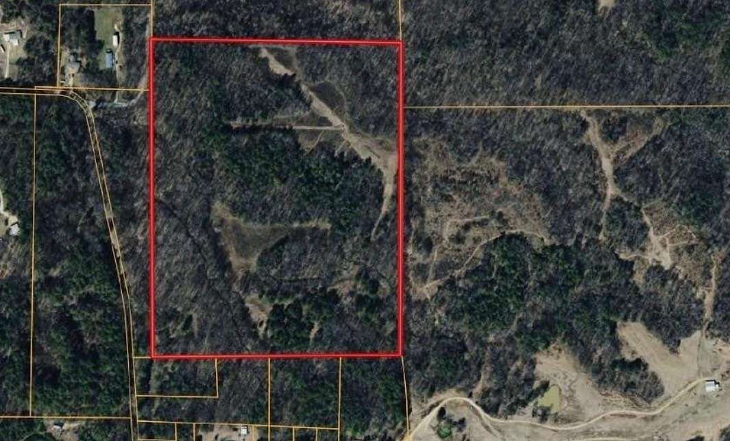 54 Acres of Recreational Land for Sale in Dukedom, Tennessee