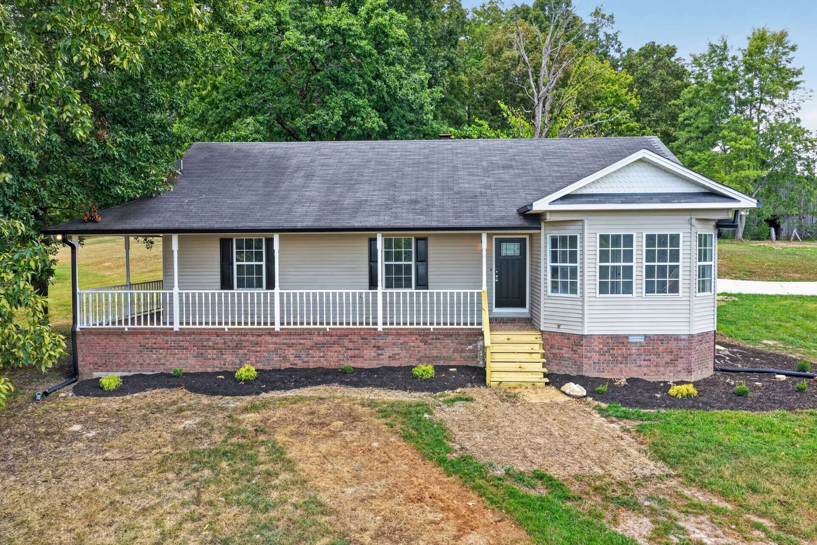 5 Acres of Land with Home for Sale in Westmoreland, Tennessee