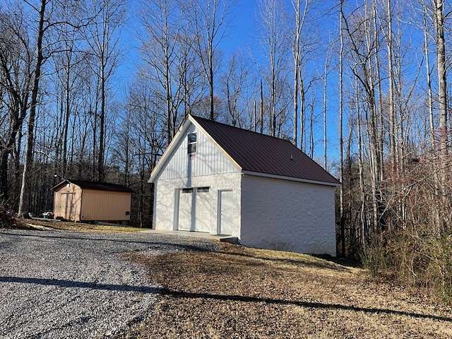 15 Acres of Land for Sale in McMinnville, Tennessee