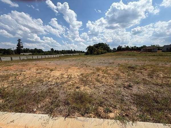 0.81 Acres of Mixed-Use Land for Sale in Scottsville, Kentucky
