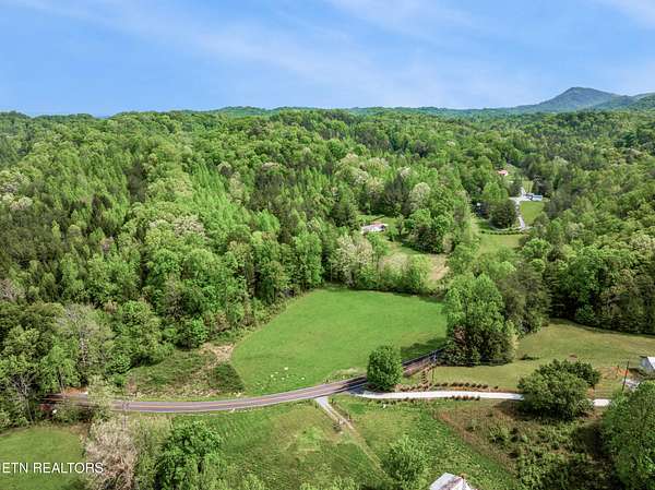 29 Acres of Recreational & Residential Land for Sale in Seymour, Tennessee