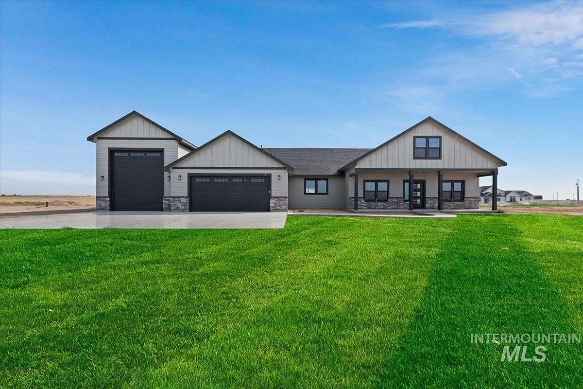 5 Acres of Land with Home for Sale in Mountain Home, Idaho
