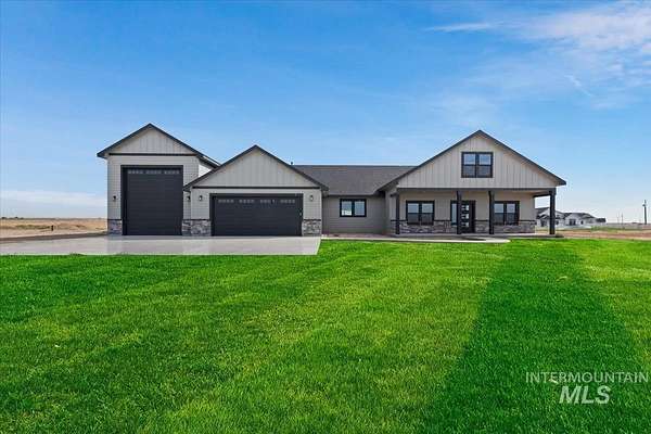 5 Acres of Land with Home for Sale in Mountain Home, Idaho