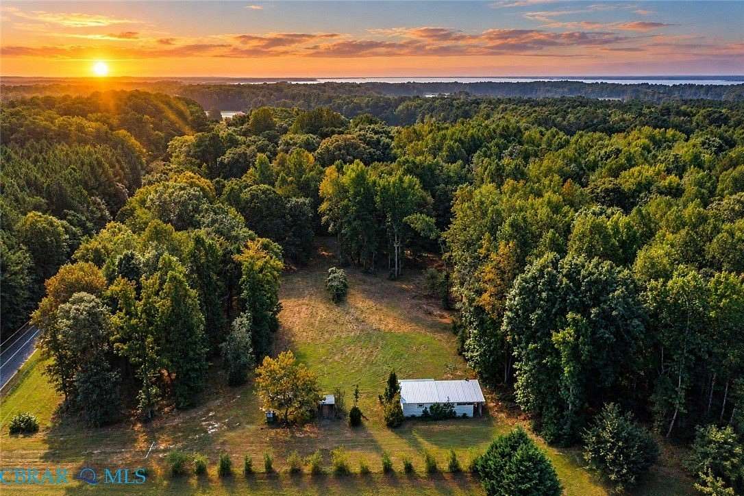 12 Acres of Recreational Land for Sale in Mollusk, Virginia