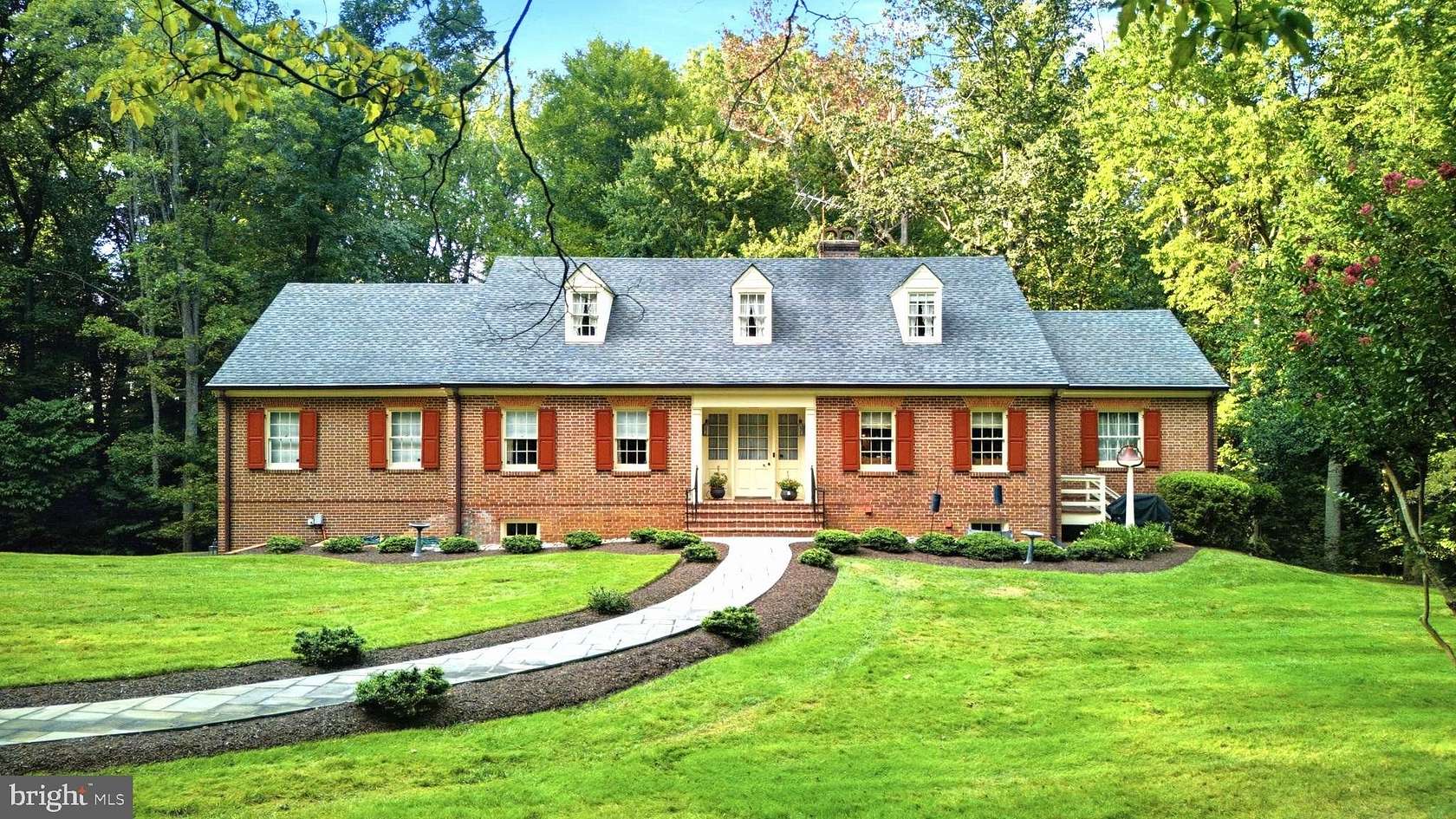 2.69 Acres of Land with Home for Sale in McLean, Virginia