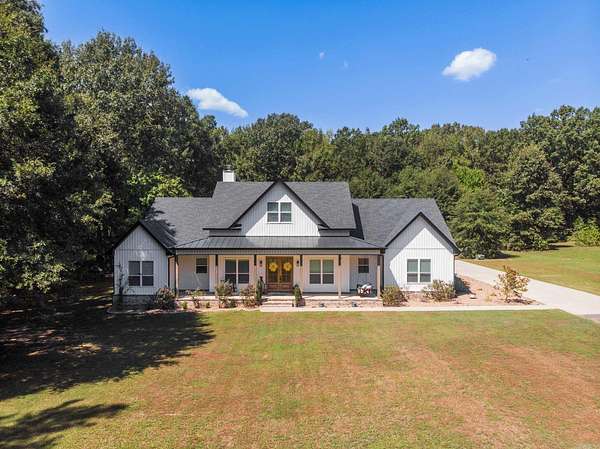 5.59 Acres of Land with Home for Sale in Cabot, Arkansas