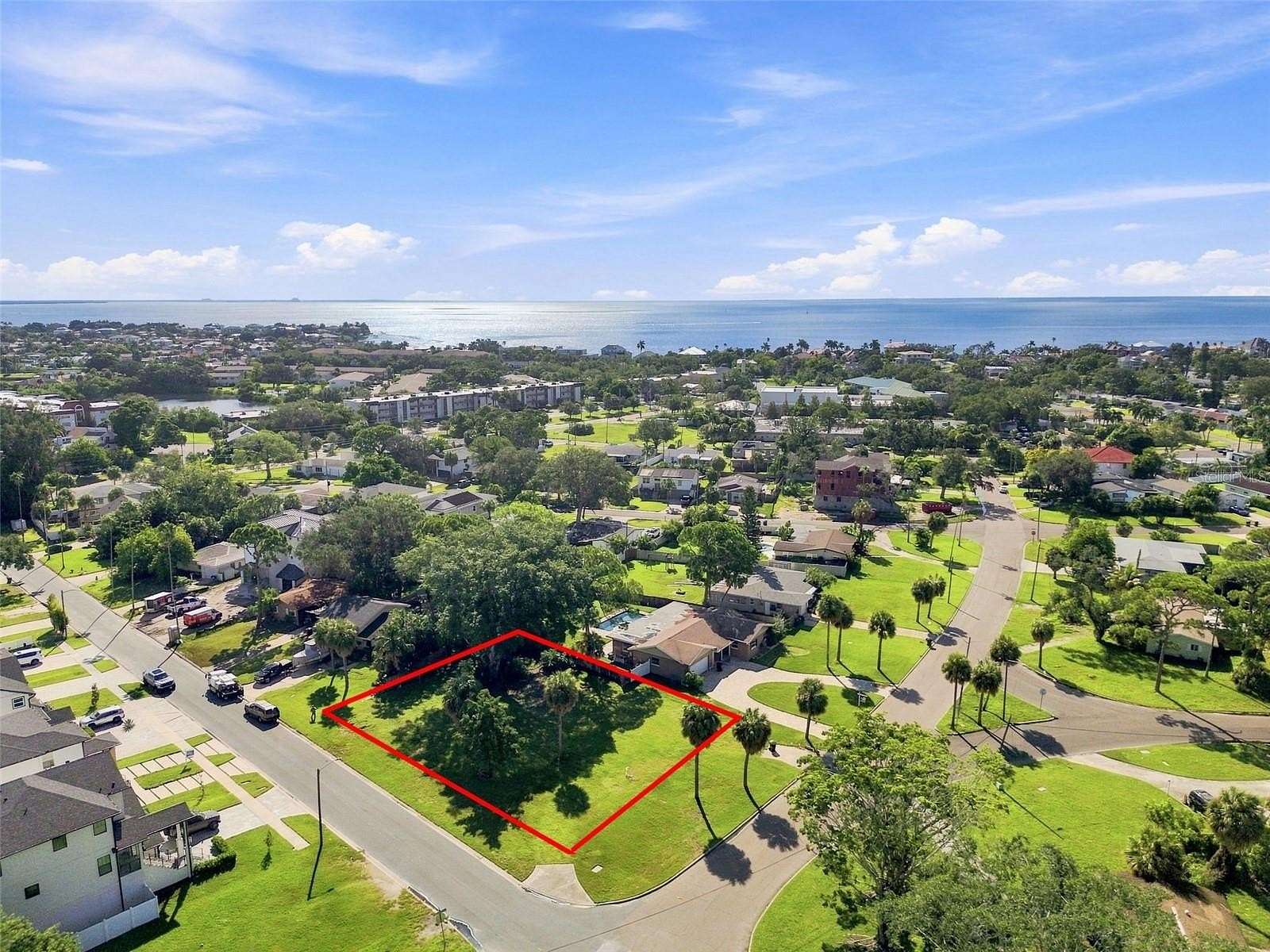0.32 Acres of Residential Land for Sale in St. Petersburg, Florida