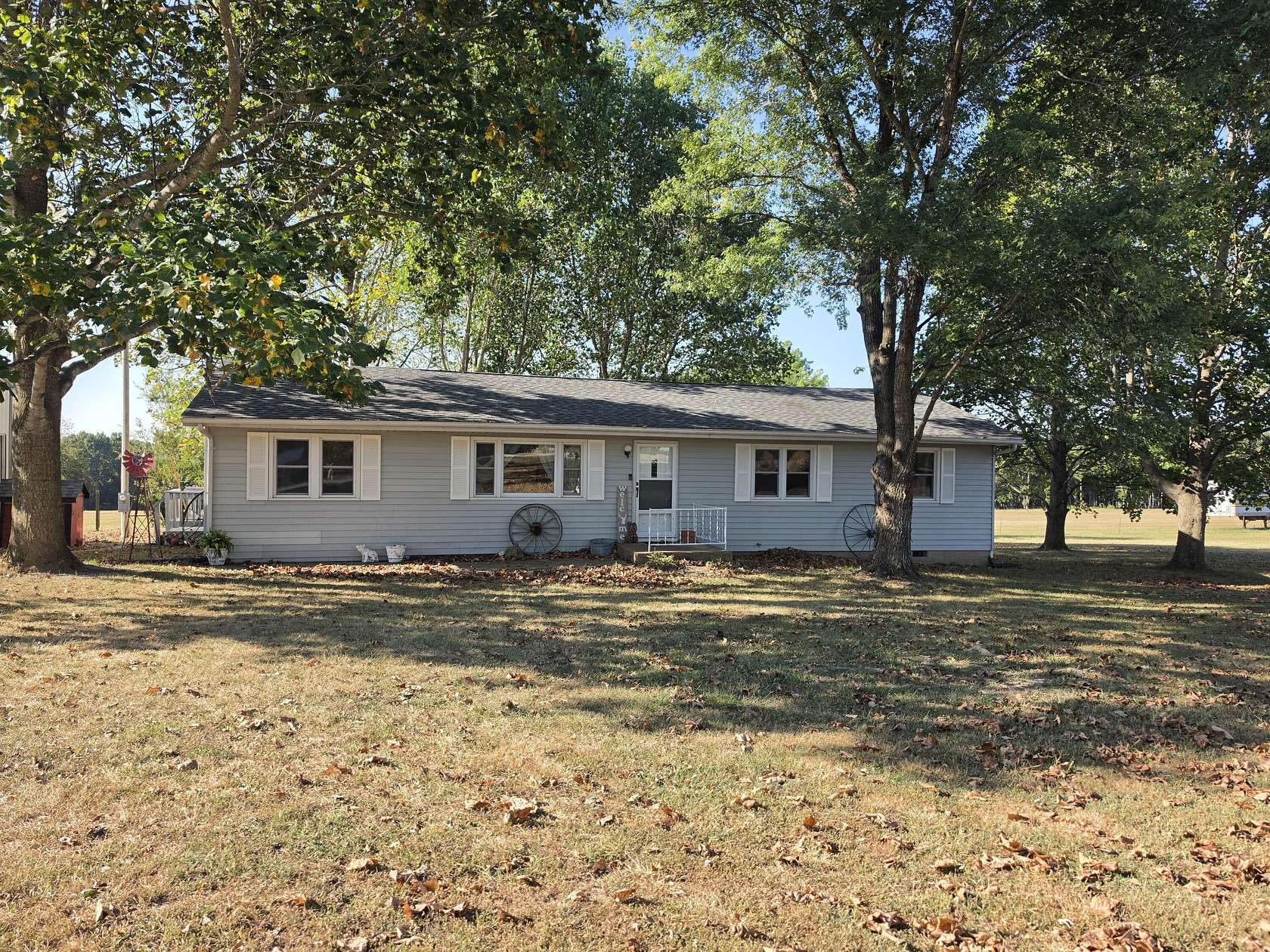 2 Acres of Land with Home for Sale in Houston, Missouri