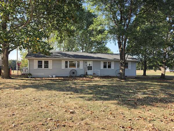 2 Acres of Land with Home for Sale in Houston, Missouri