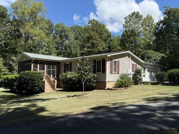 4 Acres of Land with Home for Sale in Milledgeville, Georgia