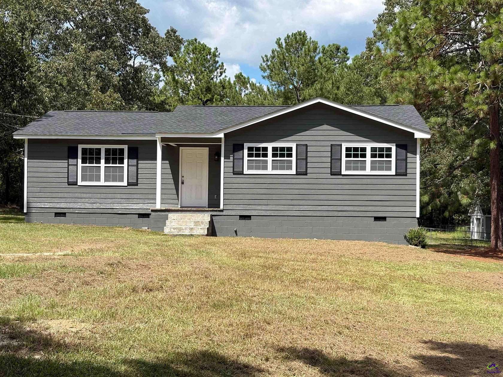 3.3 Acres of Land with Home for Sale in Lizella, Georgia