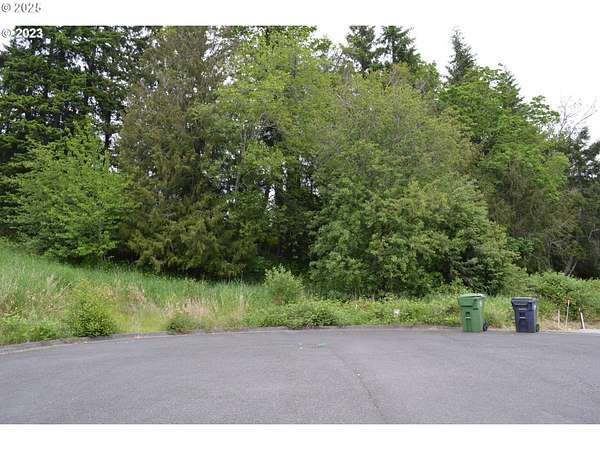 Residential Land for Sale in Rainier, Oregon