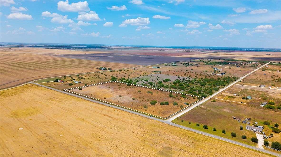 13 Acres of Recreational & Residential Land for Sale in Robstown, Texas
