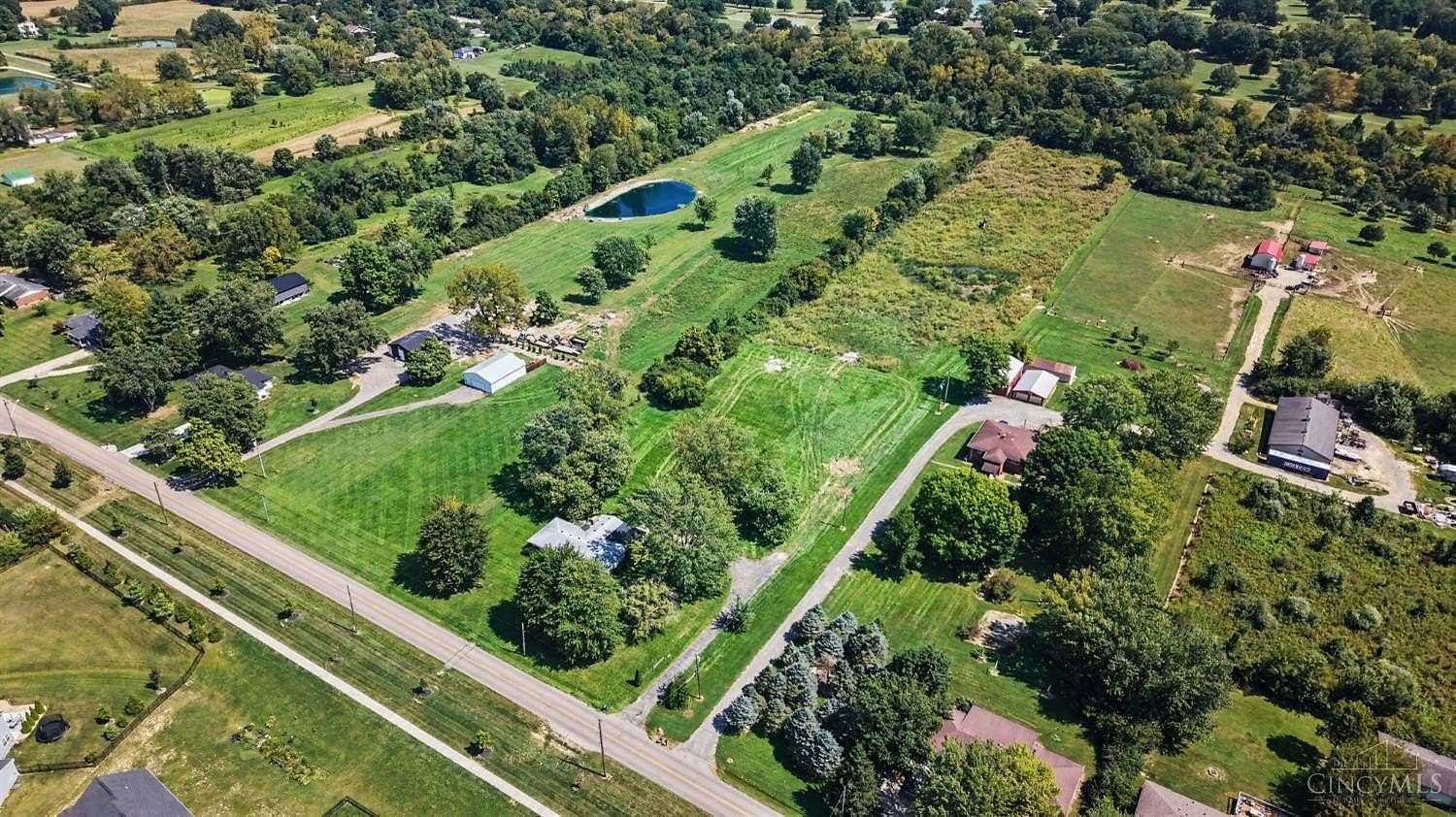 5.63 Acres of Improved Residential Land for Sale in Liberty Township, Ohio