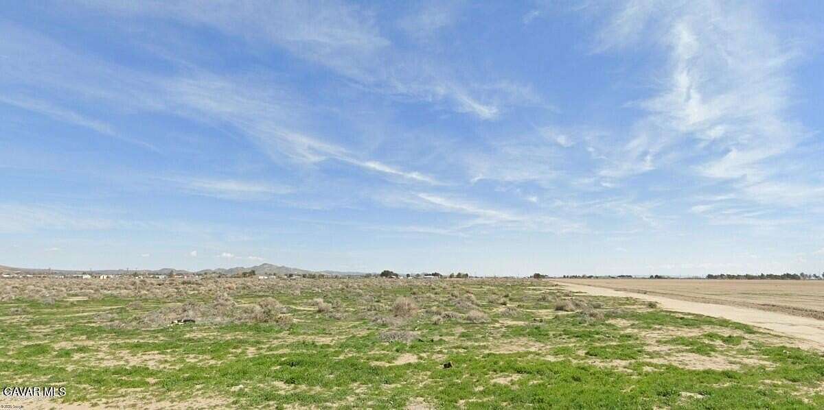 2.5 Acres of Residential Land for Sale in Rosamond, California