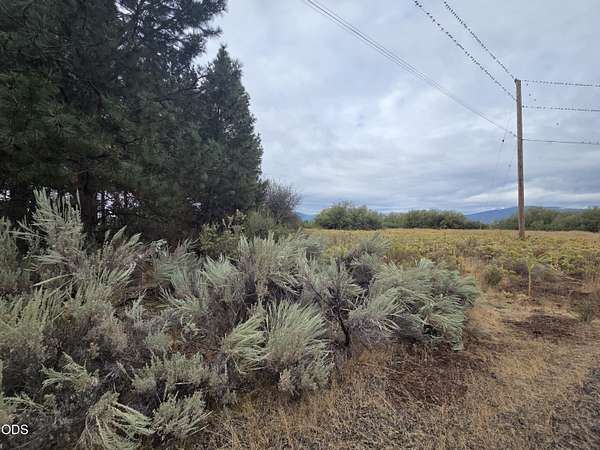 0.23 Acres of Residential Land for Sale in Chiloquin, Oregon