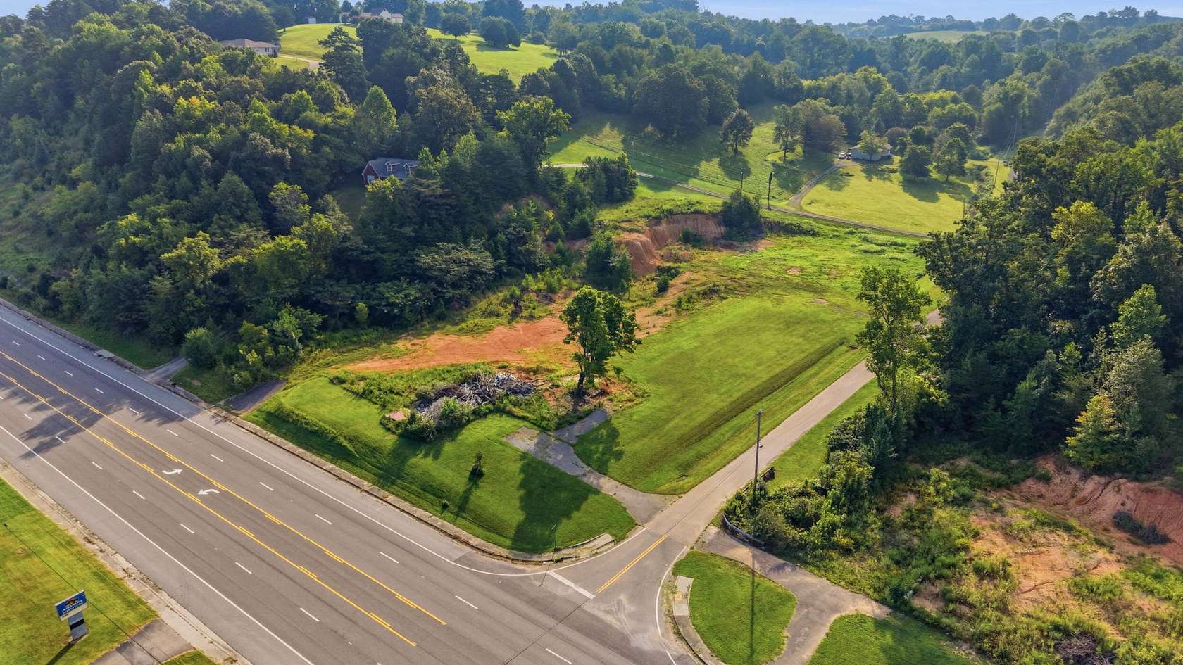 3.2 Acres of Mixed-Use Land for Sale in Dayton, Tennessee