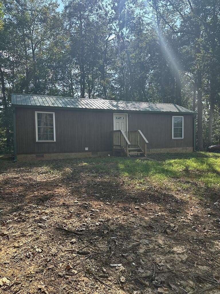 2.48 Acres of Land with Home for Sale in Whitleyville, Tennessee