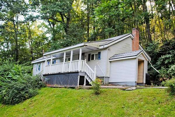 1.5 Acres of Land with Home for Sale in Johnstown, Pennsylvania