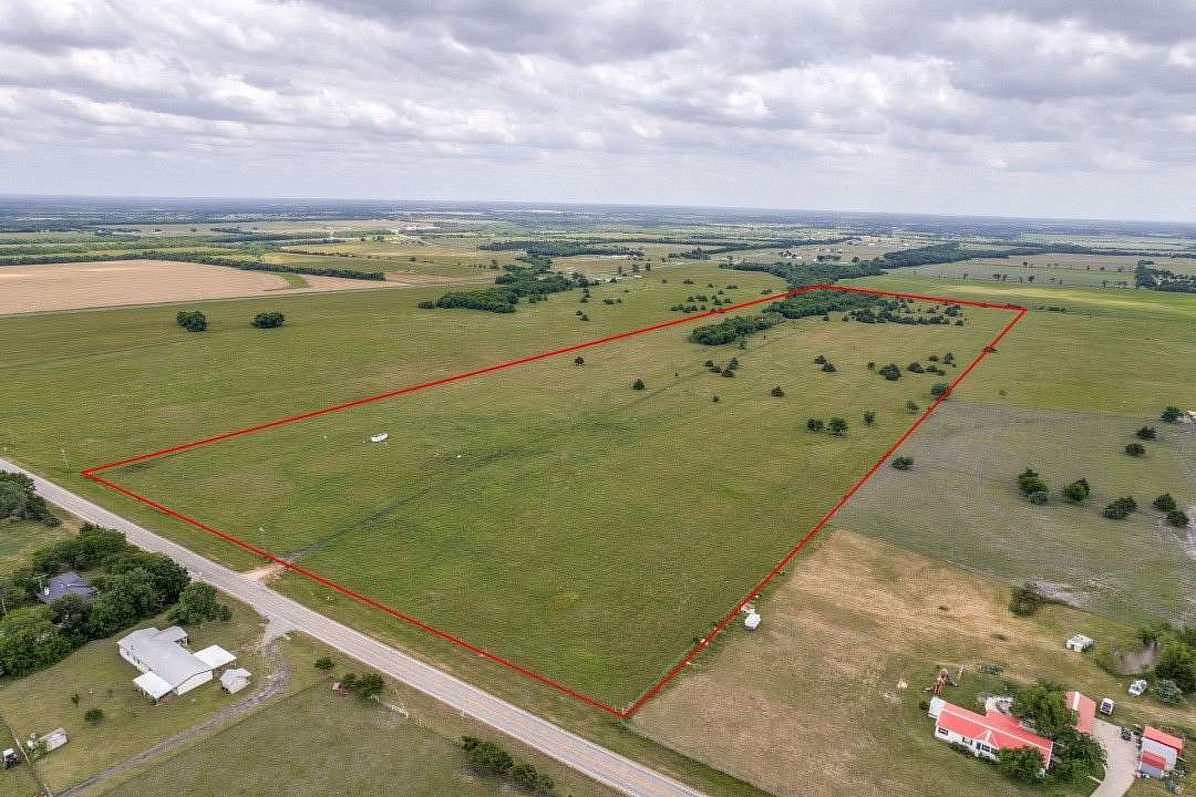 60 Acres of Land for Sale in Wolfe City, Texas