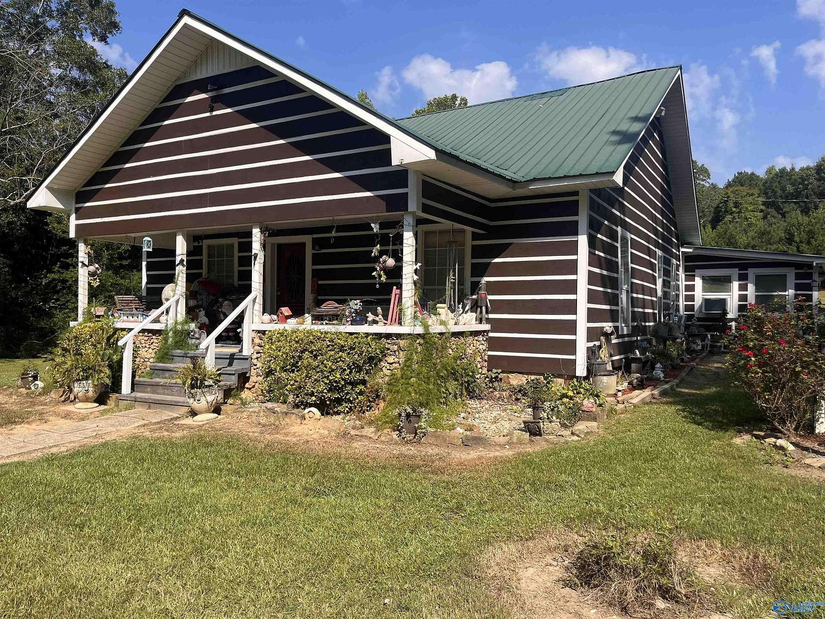 3 Acres of Land with Home for Sale in Boaz, Alabama
