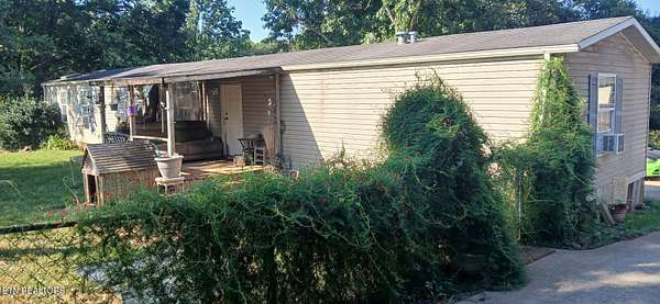 1.63 Acres of Land with Home for Sale in Maryville, Tennessee