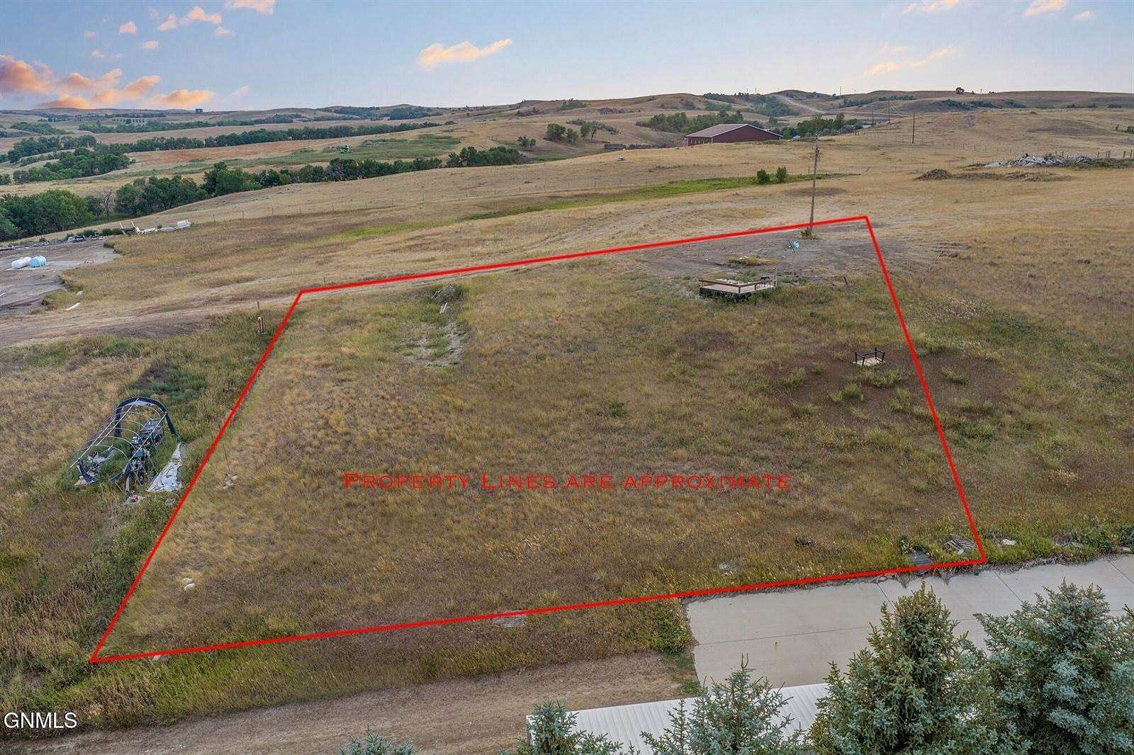 0.51 Acres of Residential Land for Sale in Epping, North Dakota